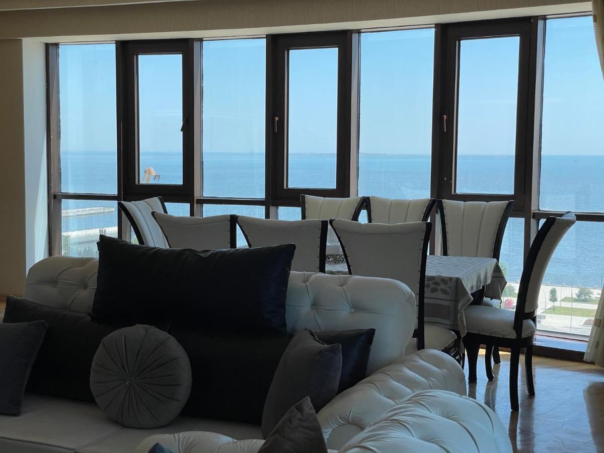 Megafun Apartment Baku Luaran gambar