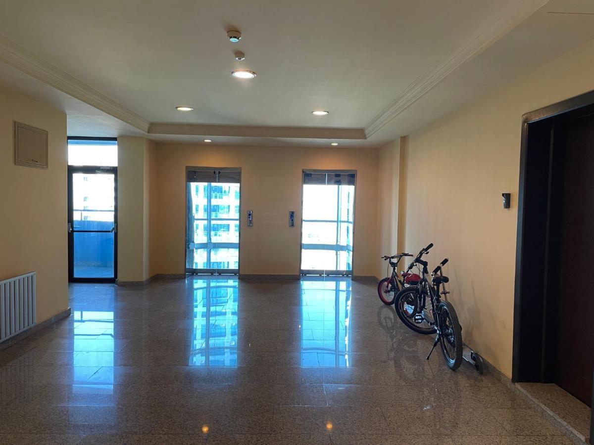 Megafun Apartment Baku Luaran gambar