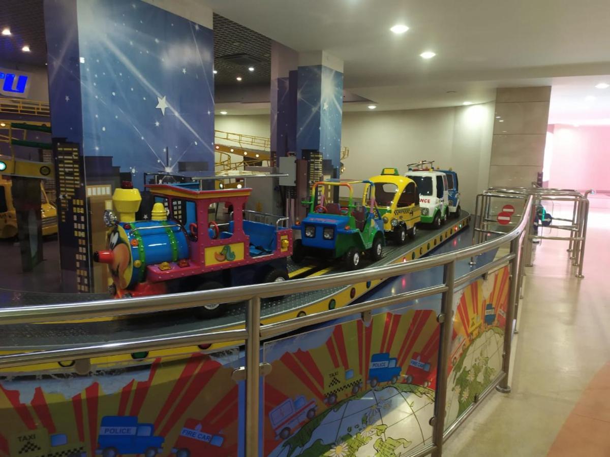 Megafun Apartment Baku Luaran gambar